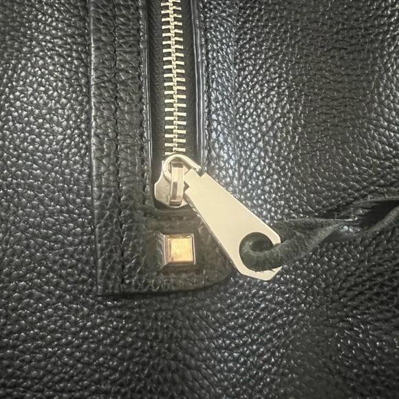 Leather Hobo Tote in amazing condition. - Picture 6 of 16